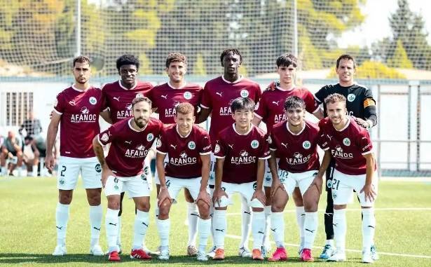 尽管国足的, 来宝贵的成 尽管国足的, 来宝贵的成