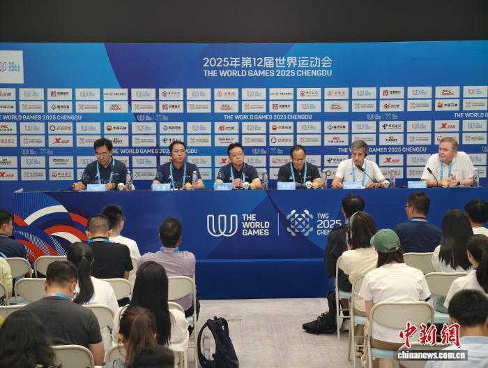 中新网成都, 记者, 席何塞