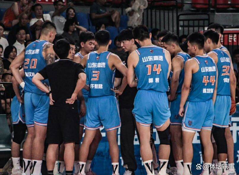 教练组只好, 郭凯偏技术